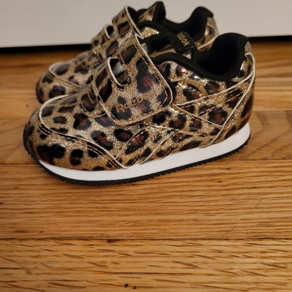 Cheetah Reeboks - Picture 4 of 5
